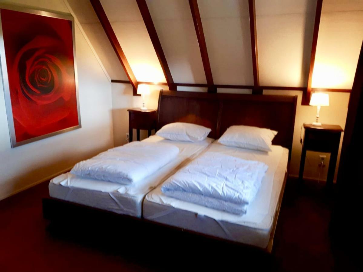 Villa Martensplek Met Sauna Tiendeveen Екстериор снимка